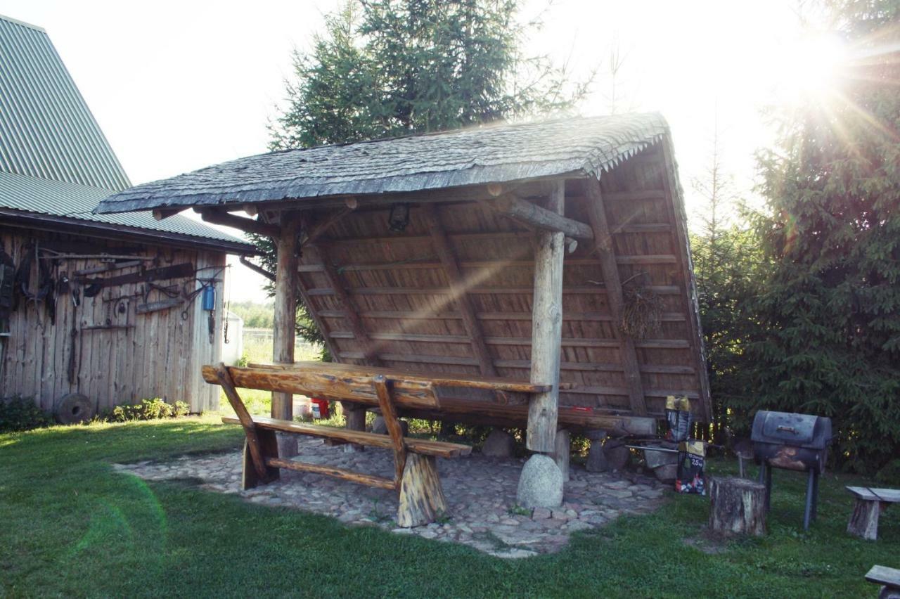 Pod Modrzewiem Pogorzelce ภายนอก รูปภาพ